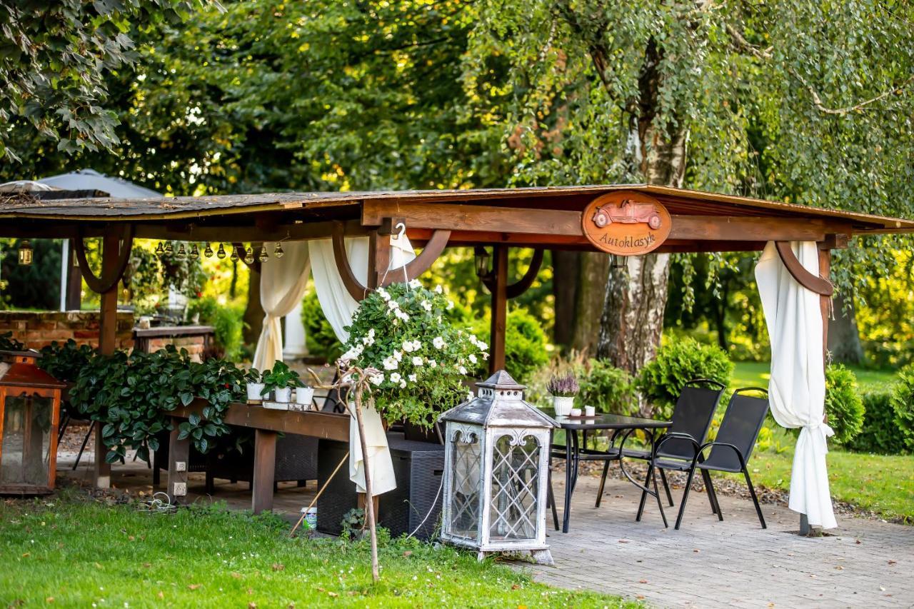 Dwor Boratyn Bed & Breakfast ภายนอก รูปภาพ