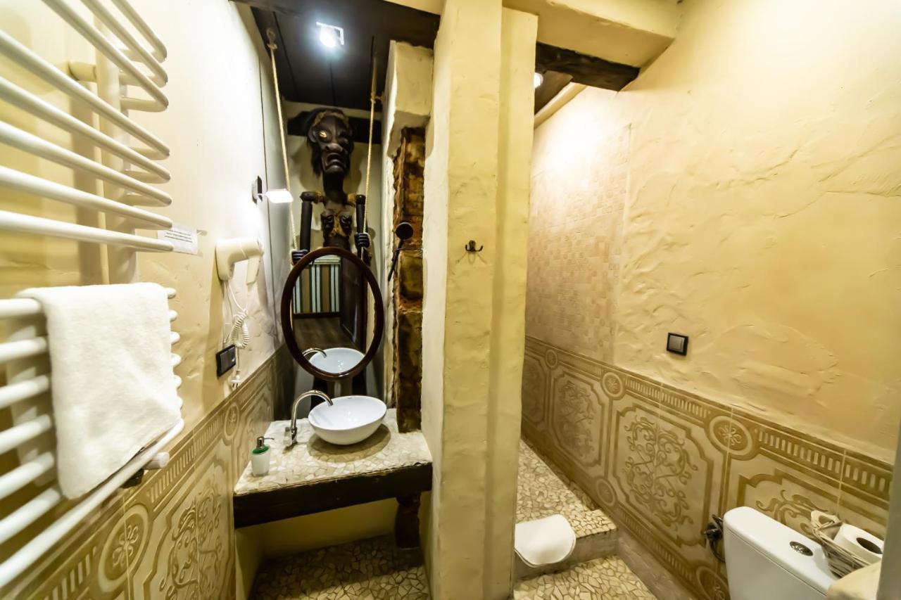 Dwor Boratyn Bed & Breakfast ภายนอก รูปภาพ