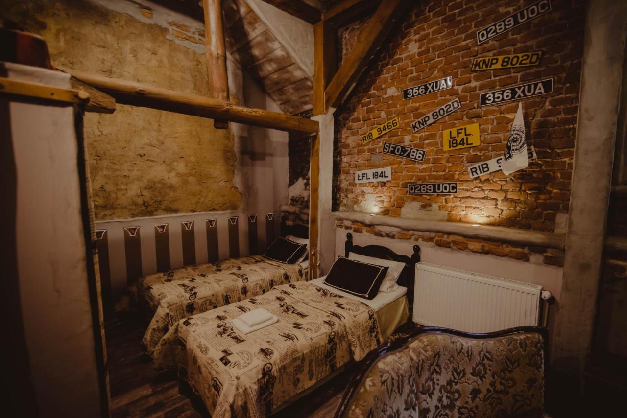 Dwor Boratyn Bed & Breakfast ภายนอก รูปภาพ