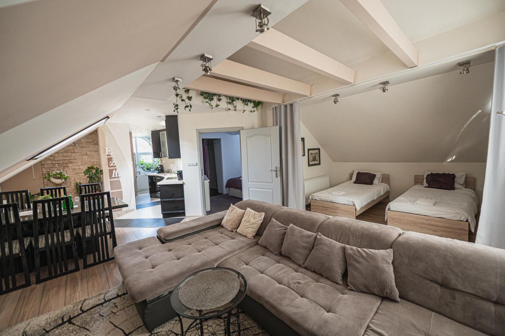 Dwor Boratyn Bed & Breakfast ภายนอก รูปภาพ