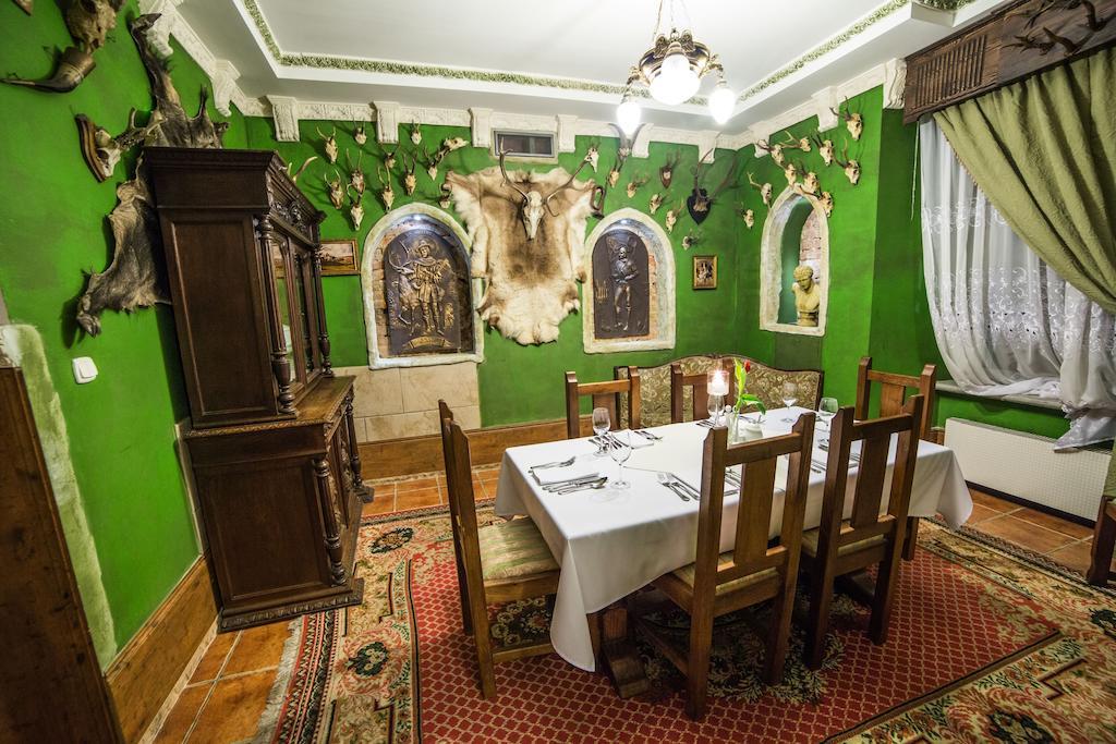 Dwor Boratyn Bed & Breakfast ภายนอก รูปภาพ