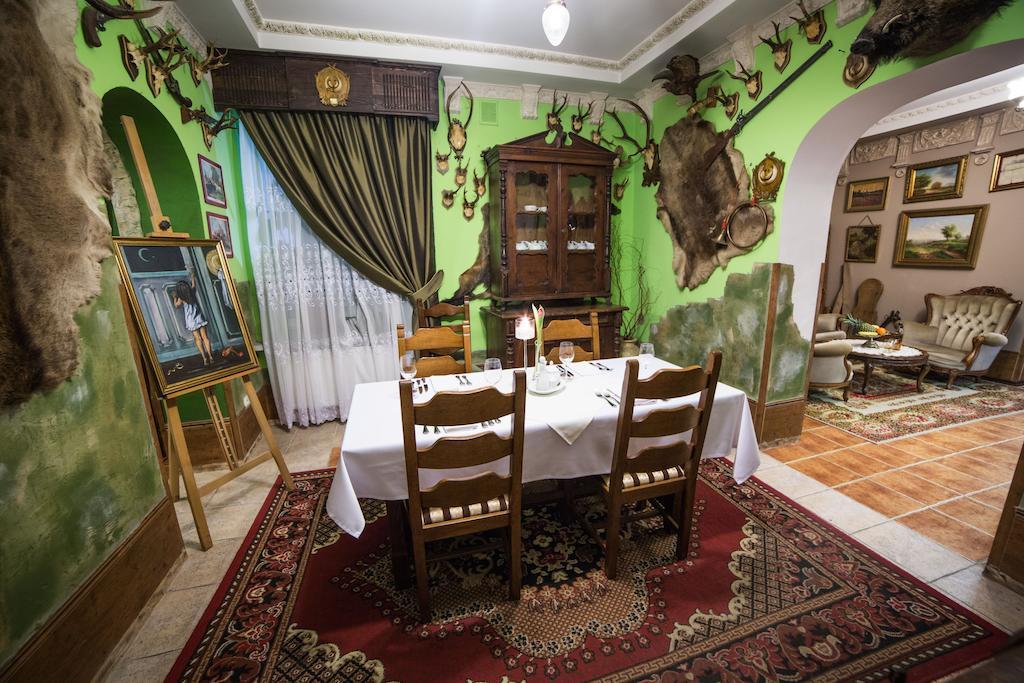 Dwor Boratyn Bed & Breakfast ภายนอก รูปภาพ