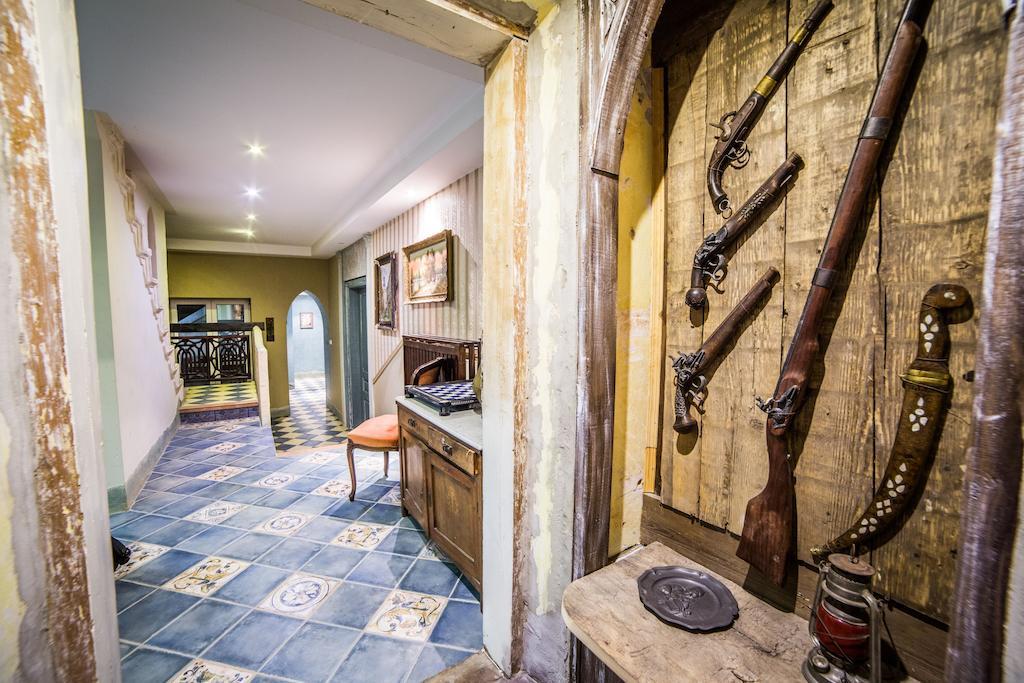 Dwor Boratyn Bed & Breakfast ภายนอก รูปภาพ